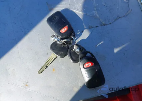 2010 Hyundai Elantra Gls from USA, damaged, VIN KMHDU4AD7AU842953